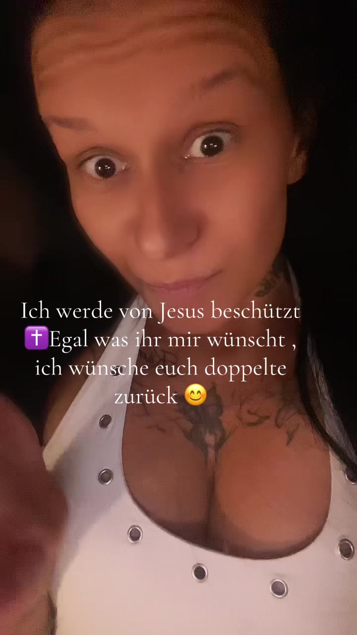 @Nicole199231