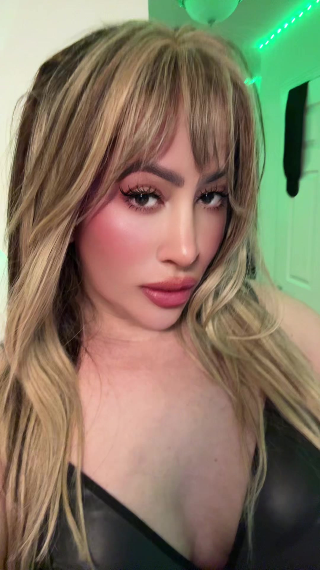 @Paola