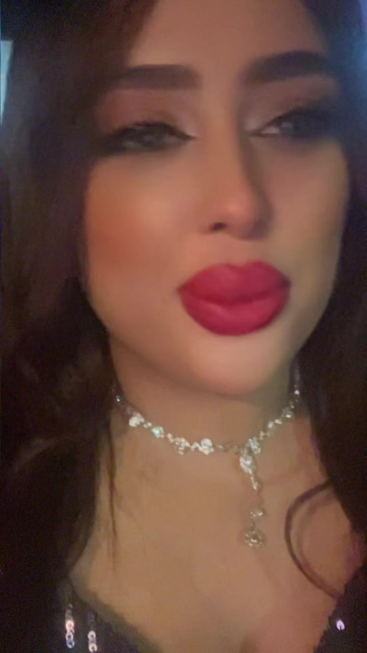 @the queen👑🎤 asmaeobaid💜🧡💛