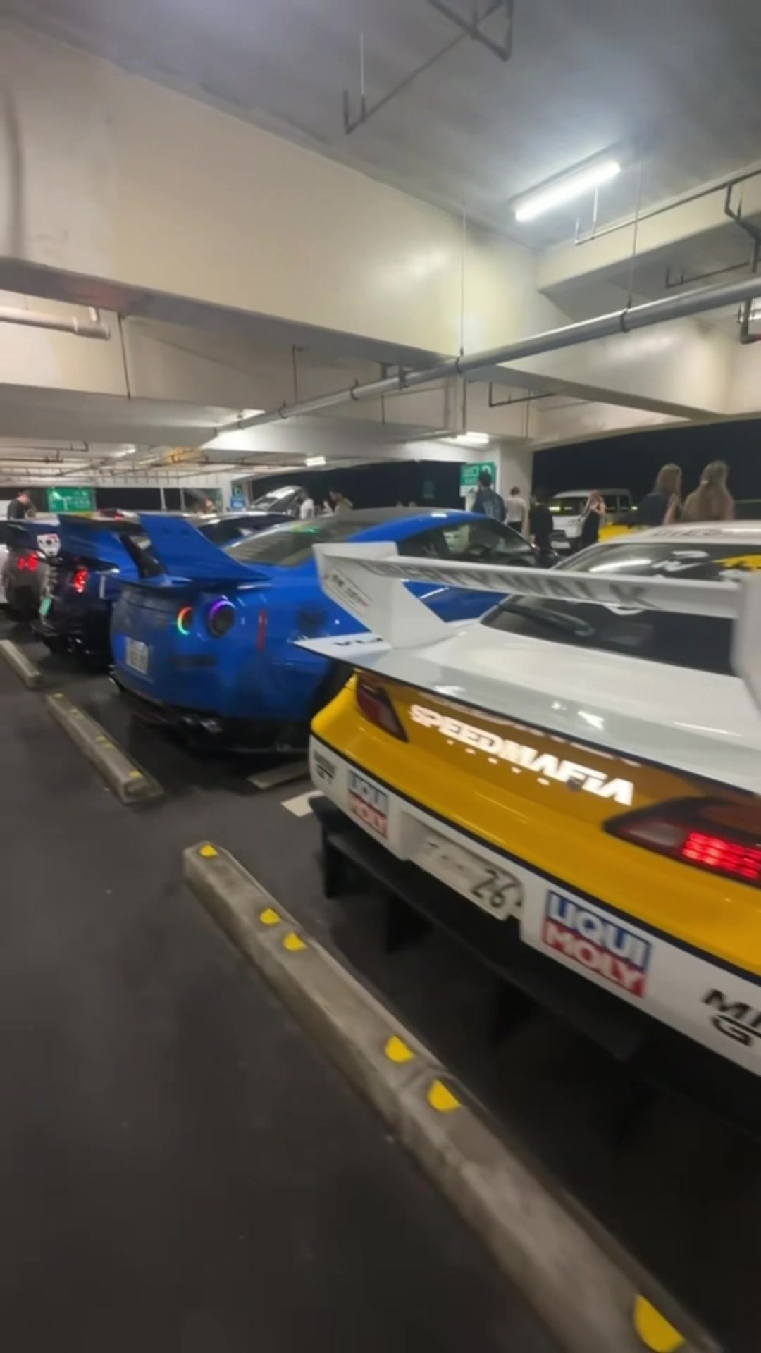 @ShootingCars