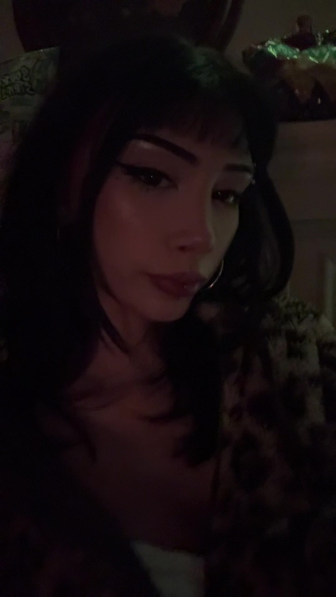 @🕊️