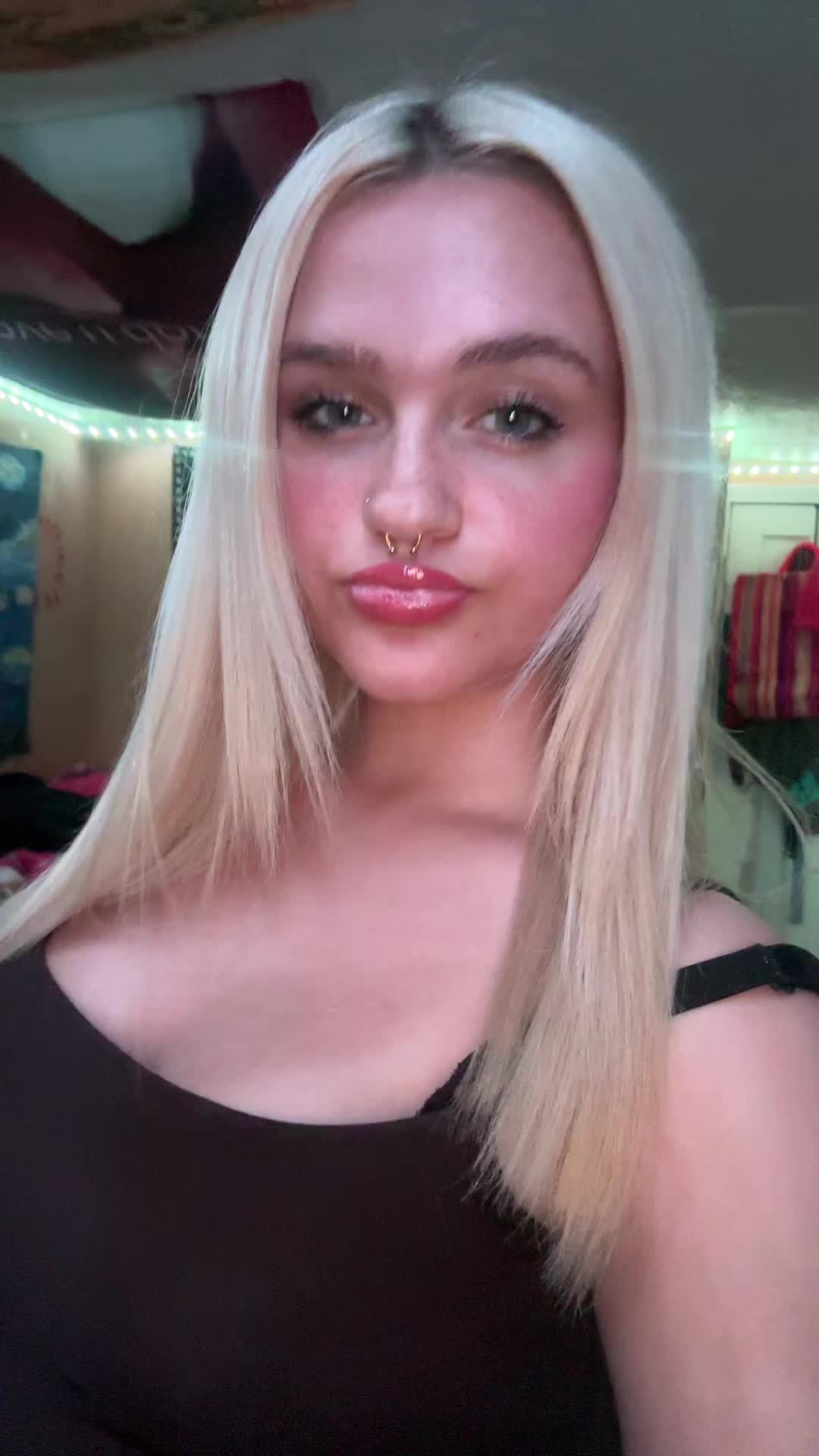 @ella🦩