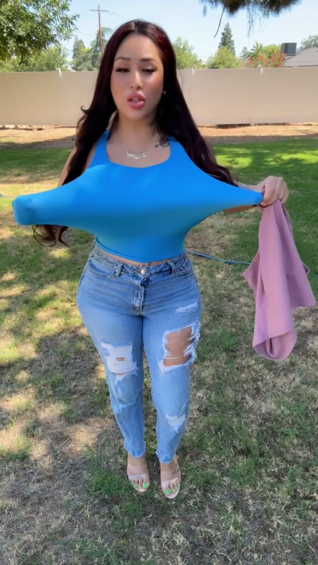 @Love_lashes559