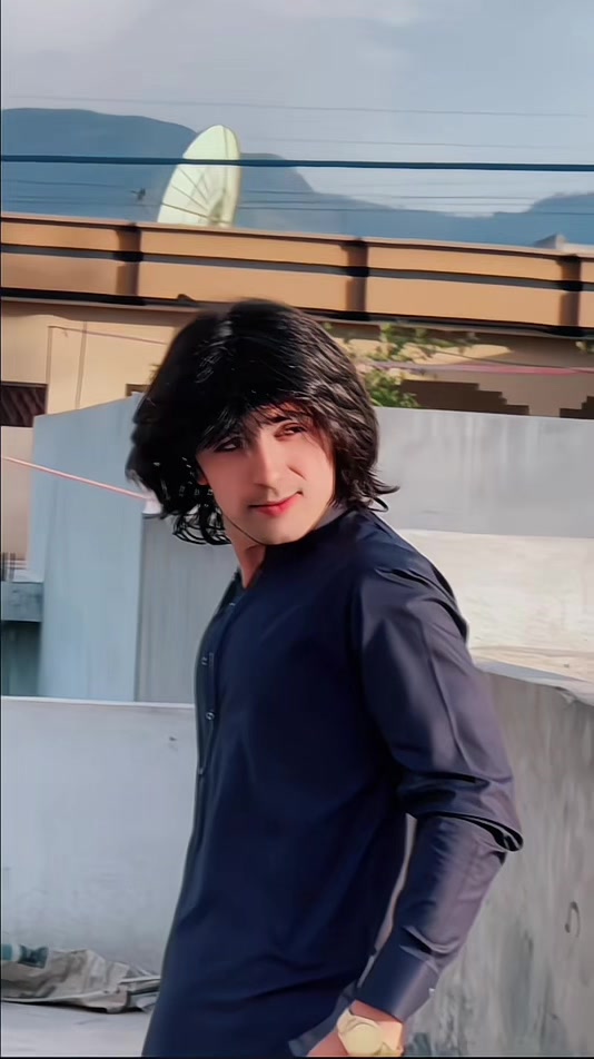 @⚡️Jani Noor⚡️