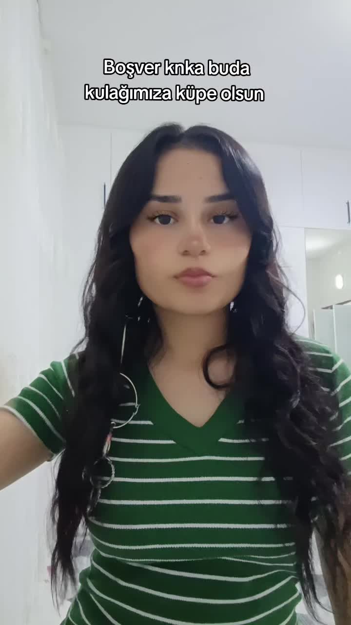 @𝑬𝒗𝒐ş🎀