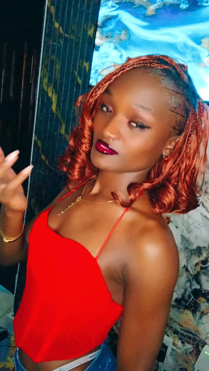 @💋Z.a.r.a🦋