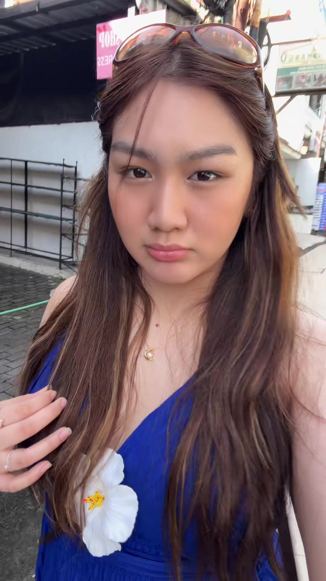 @Carmela Dabuet