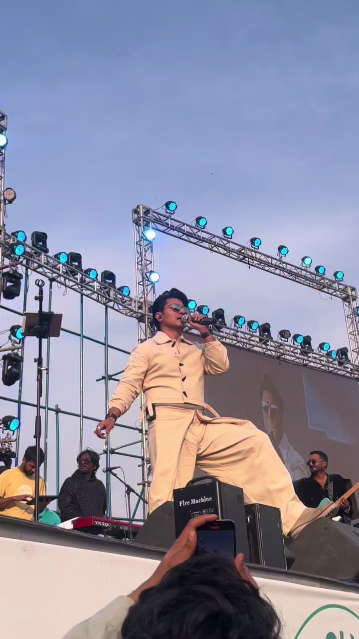 @Ali Zafar