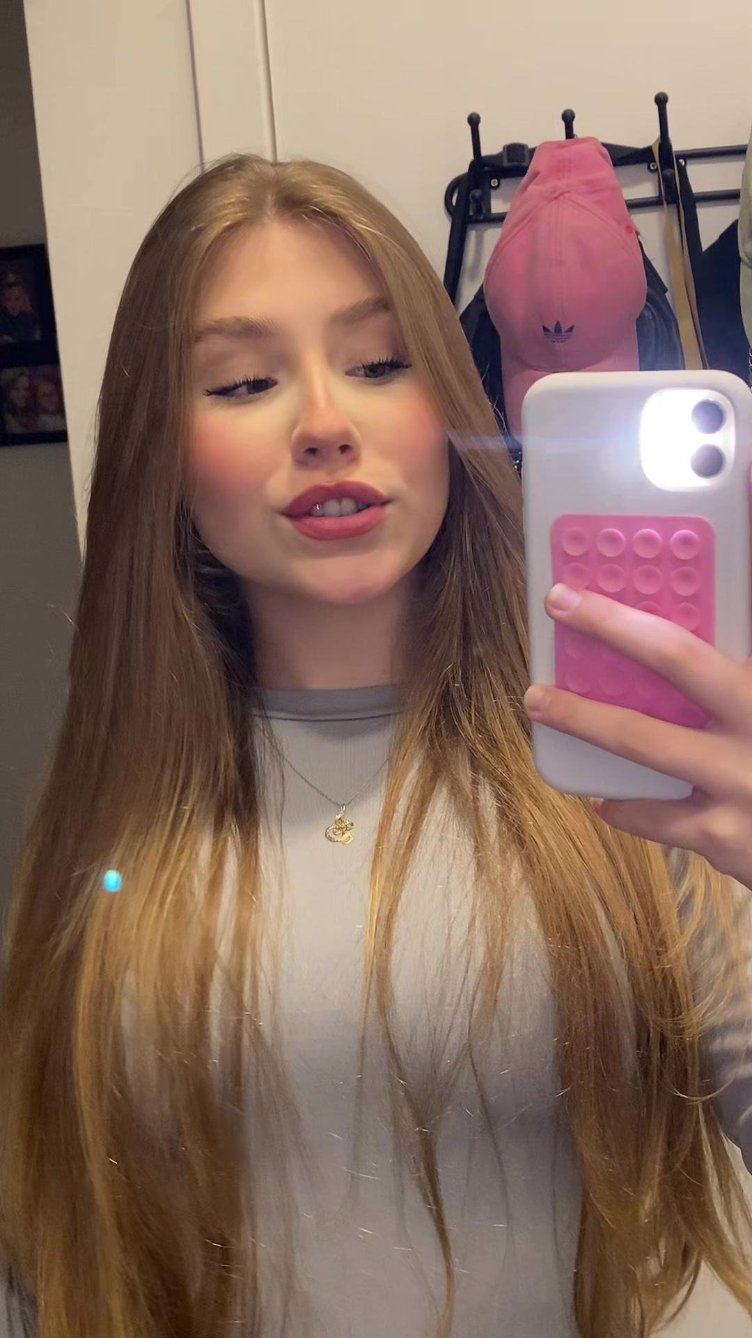 @Larapmendonca_