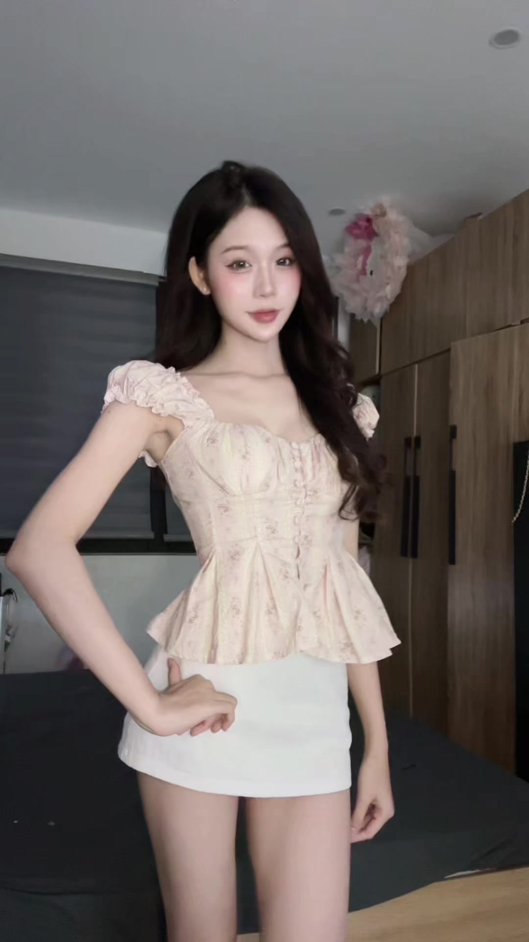 @Trân