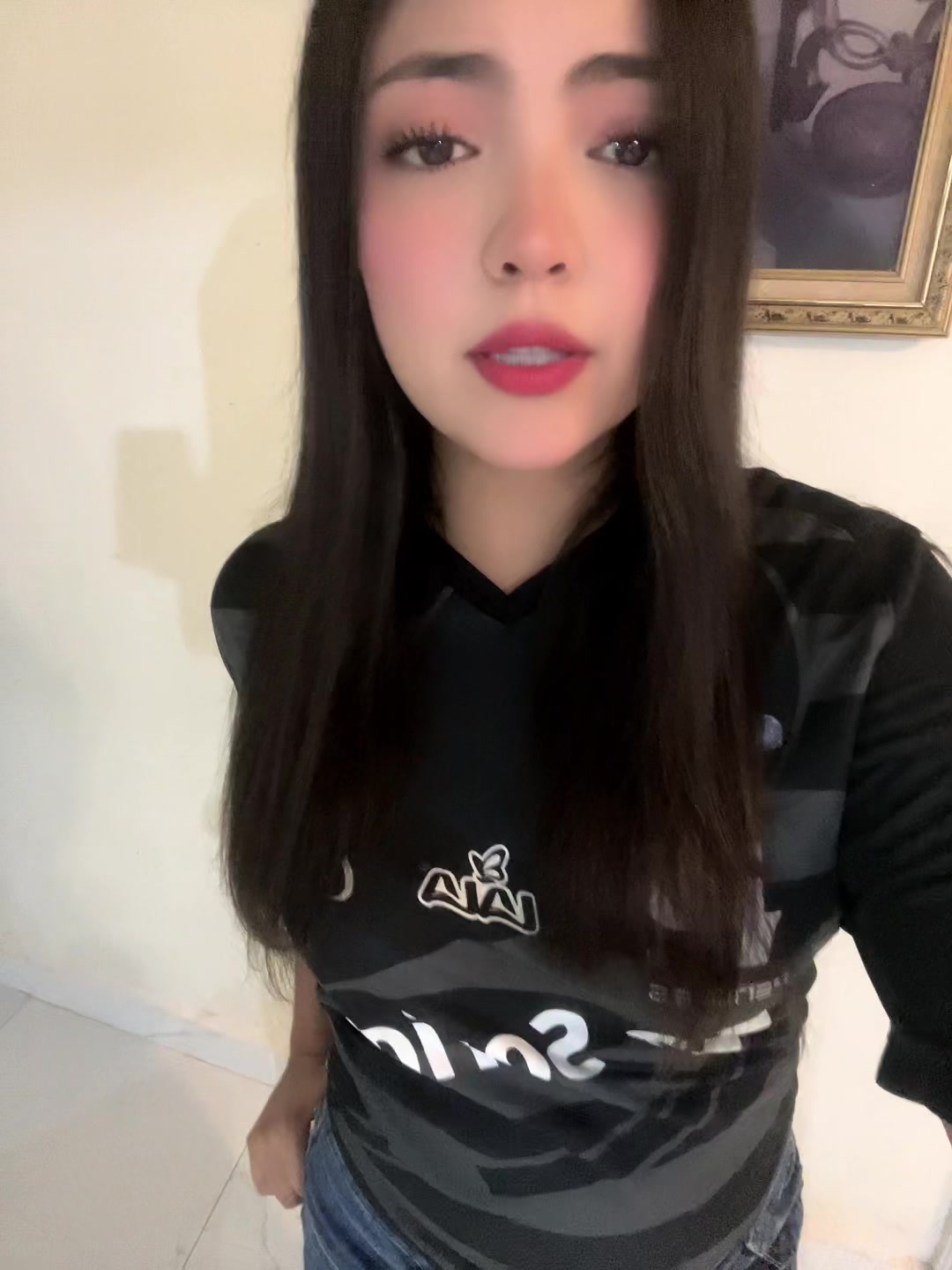 @x_naily