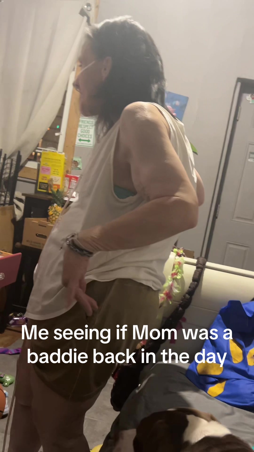 @👾