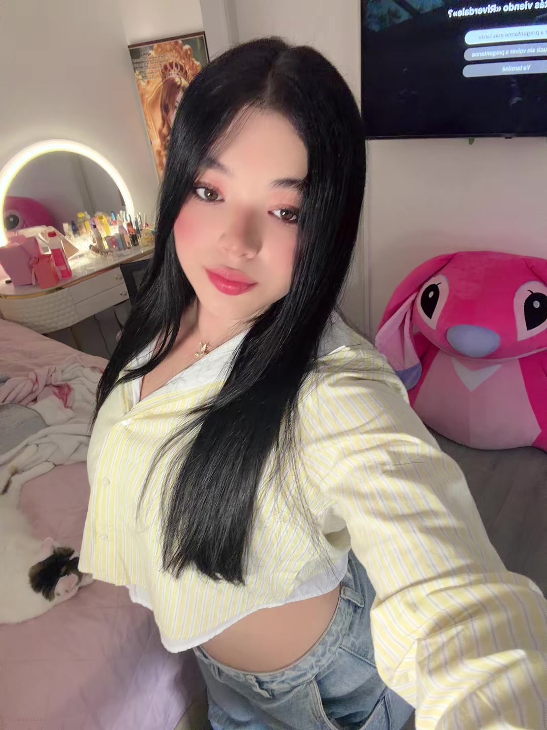 @Lora 🦜