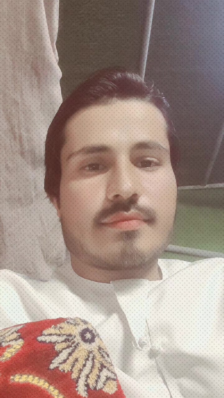 @𝑙𝑎𝑑𝑙𝑎ℎ  بلوچ💕