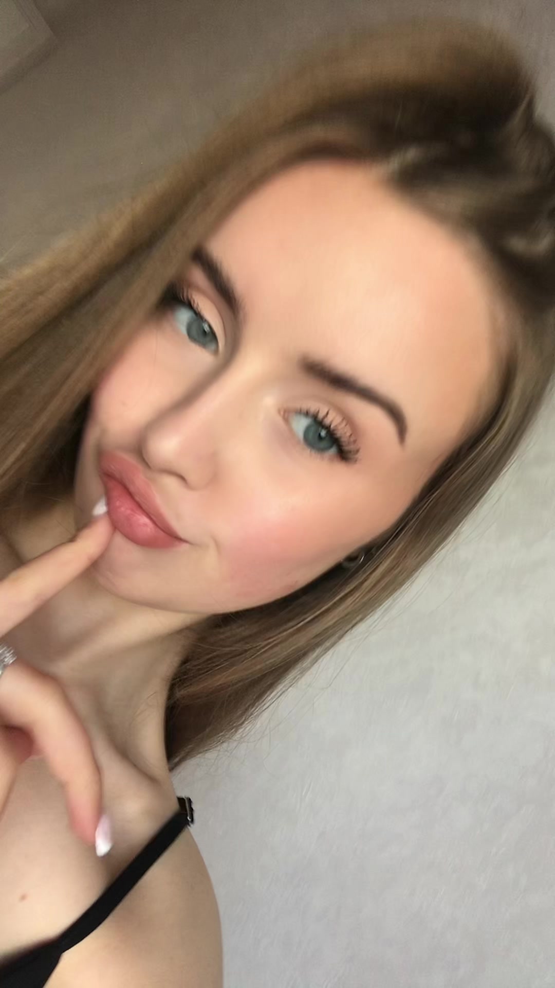 @К