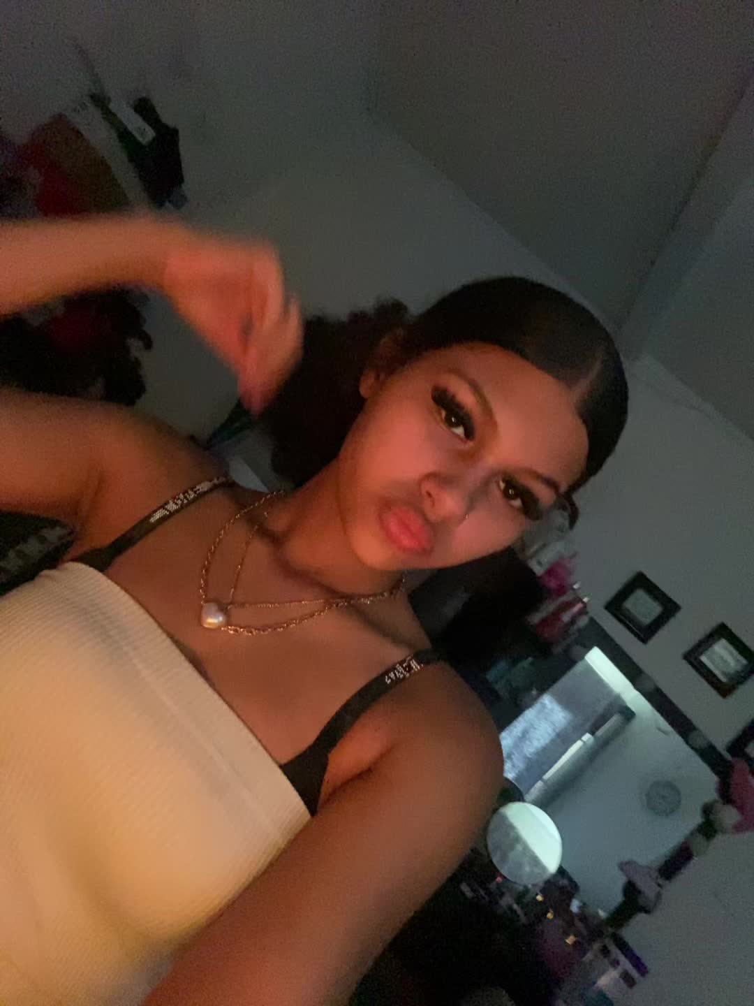 @just.shay09