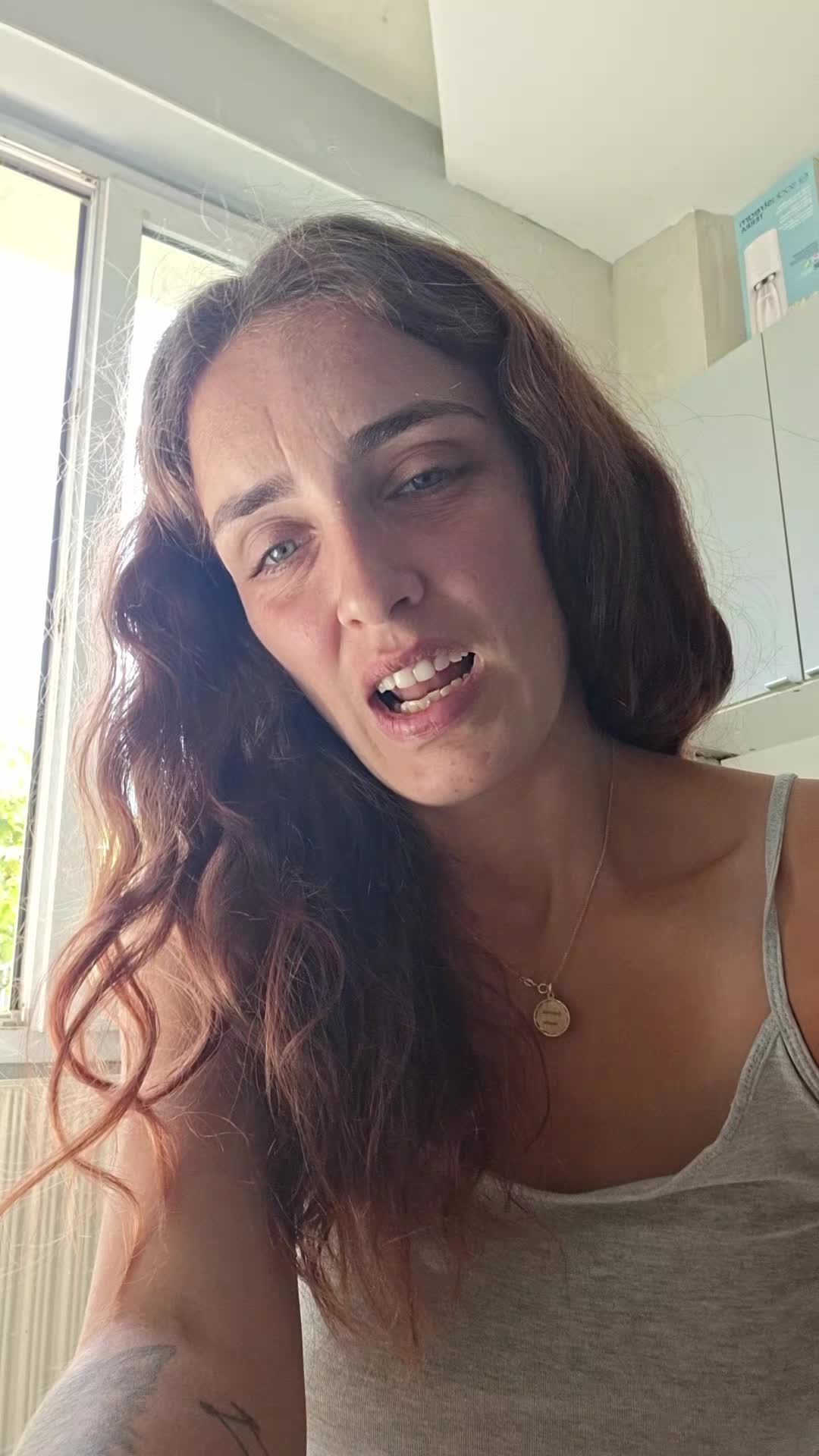 @Daiana. cotop