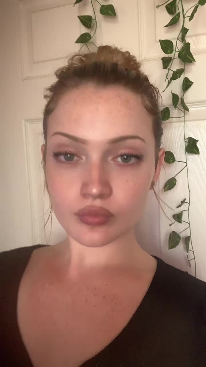 @💋