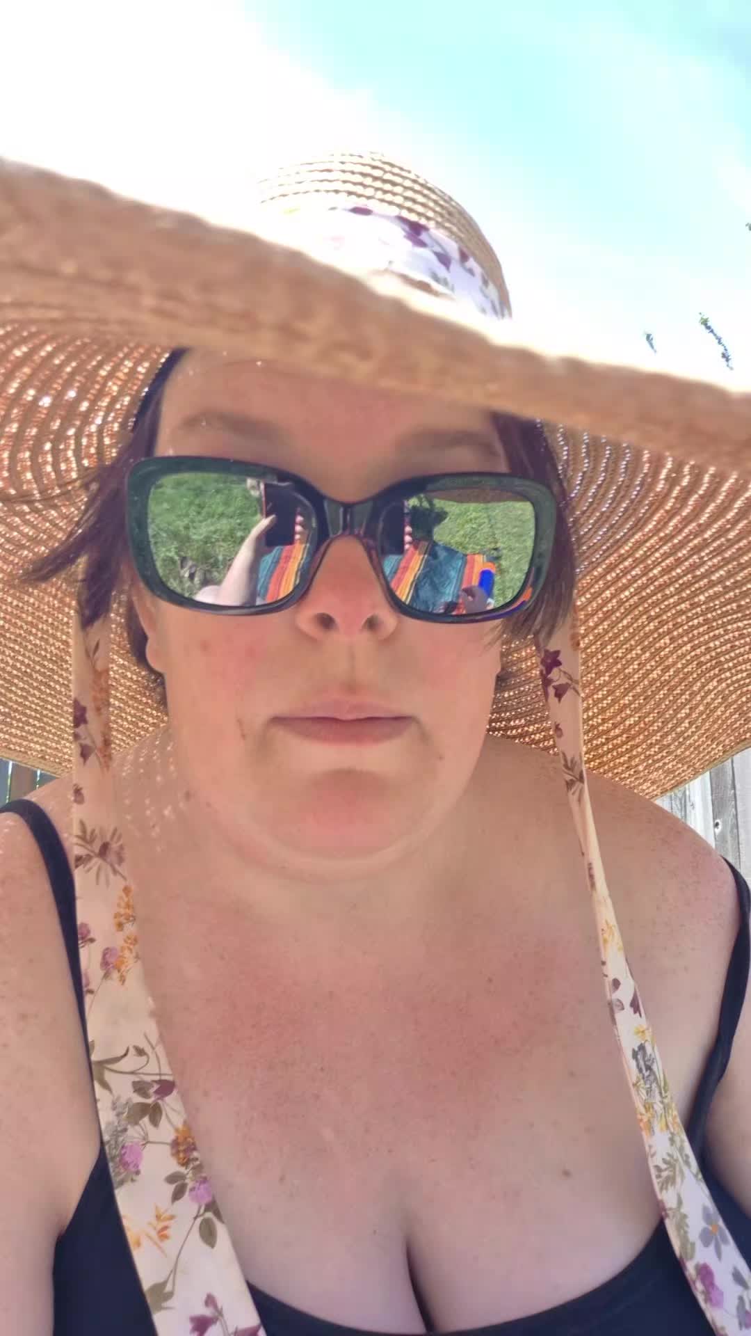 @Nealashitposts