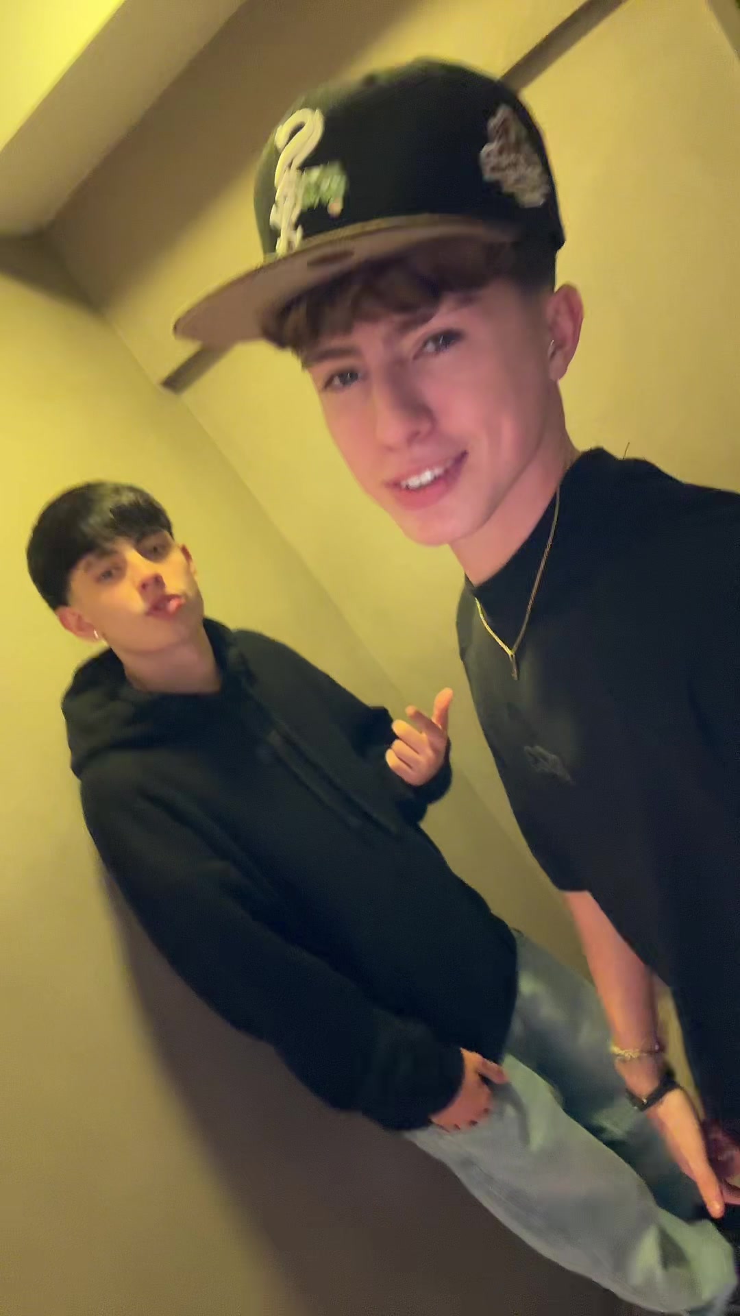 @benja