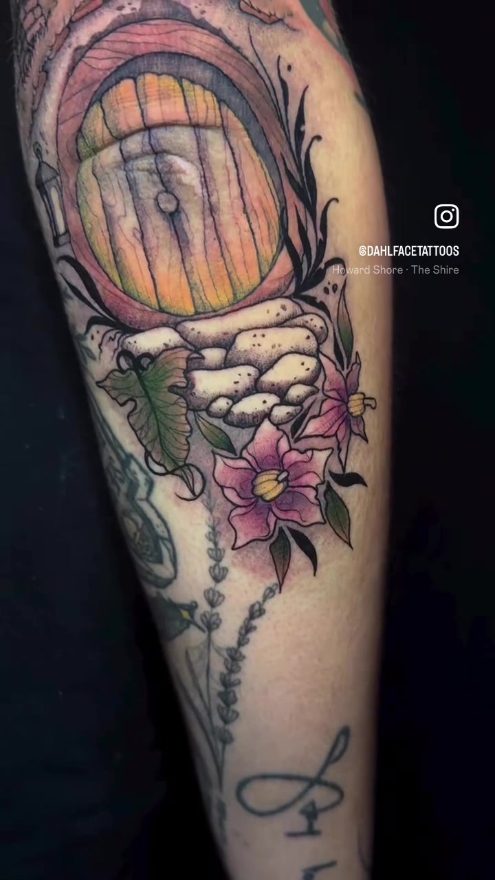 @DahlFaceTattoos