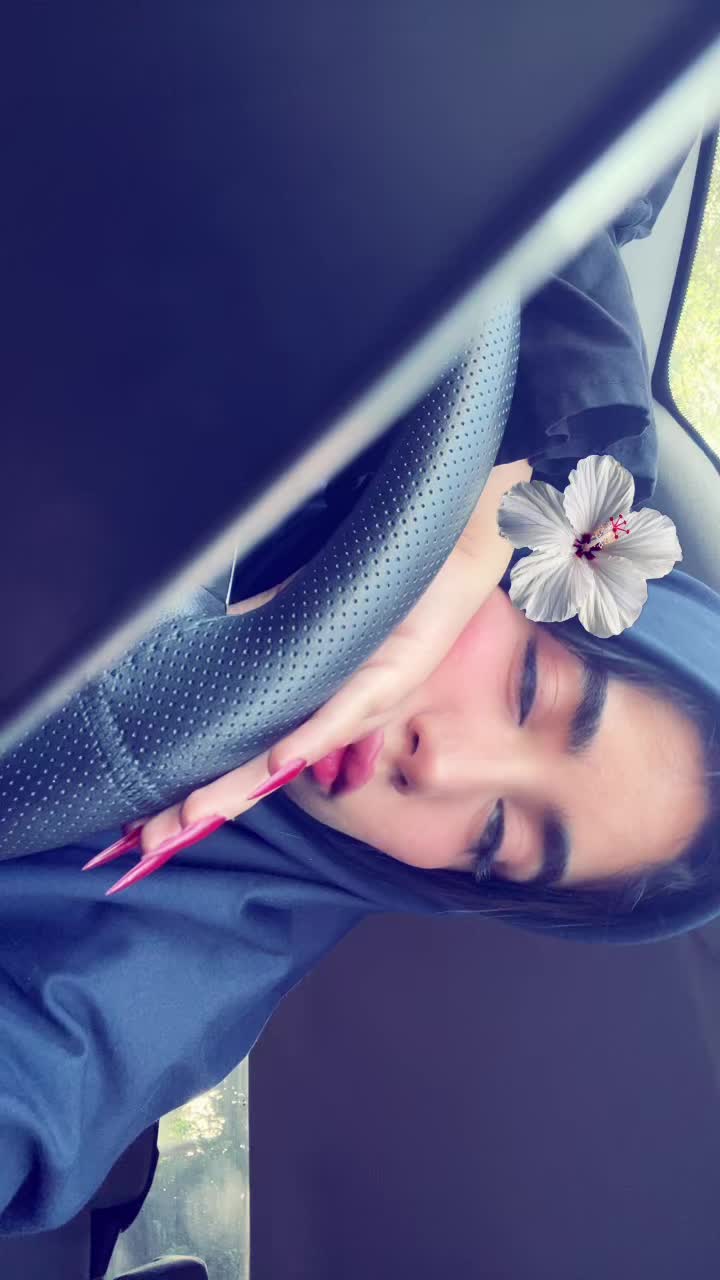 @NAfass8o