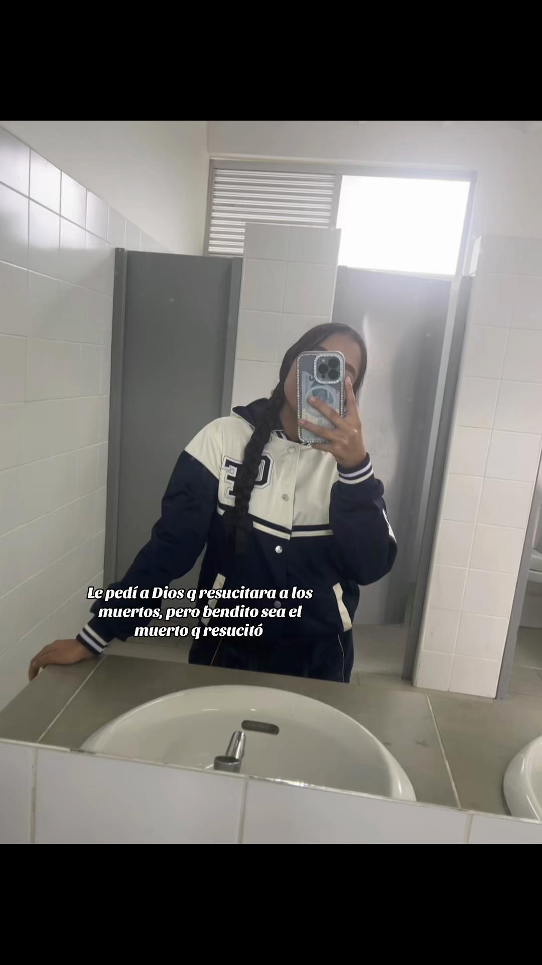 @Majo_carmona