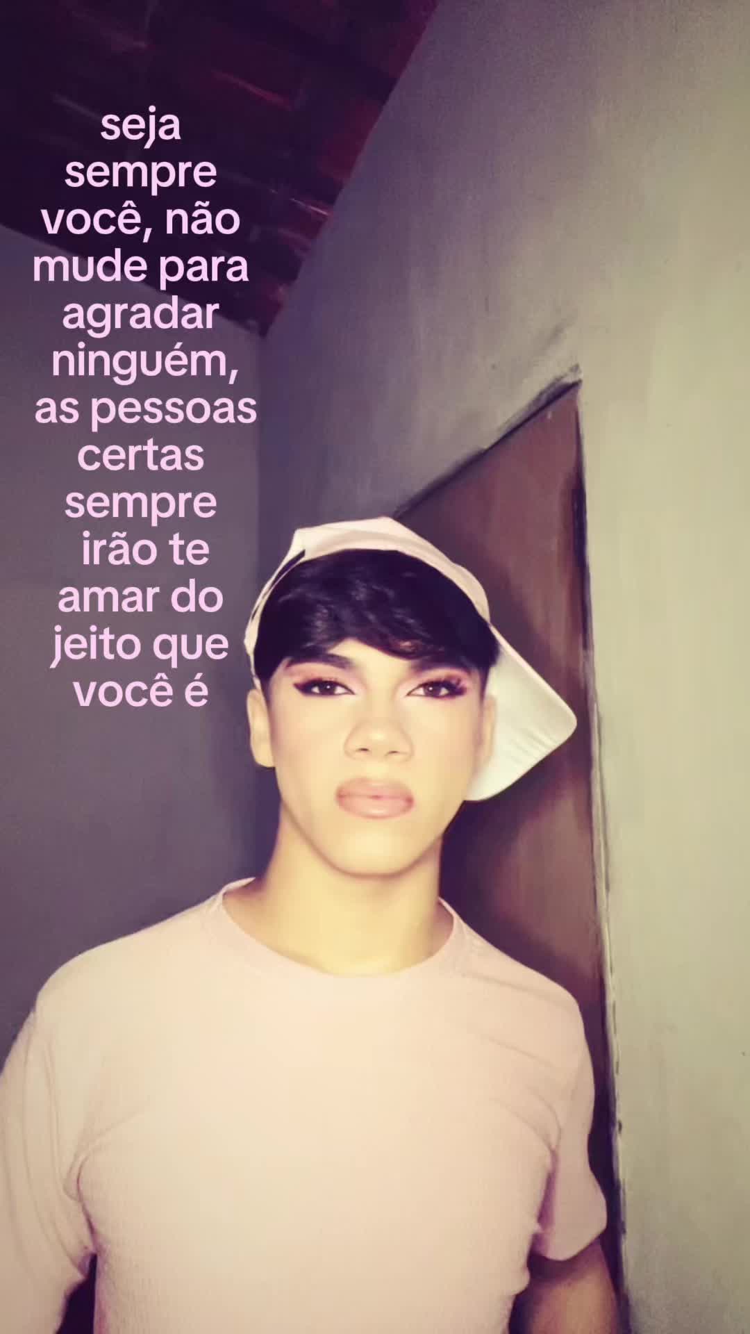 @luisillv4 ᥫ᭡