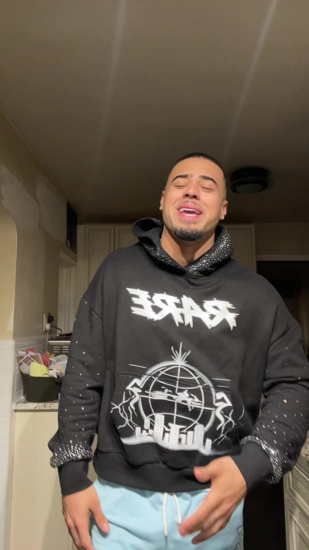 @urgirlsfavlightskin
