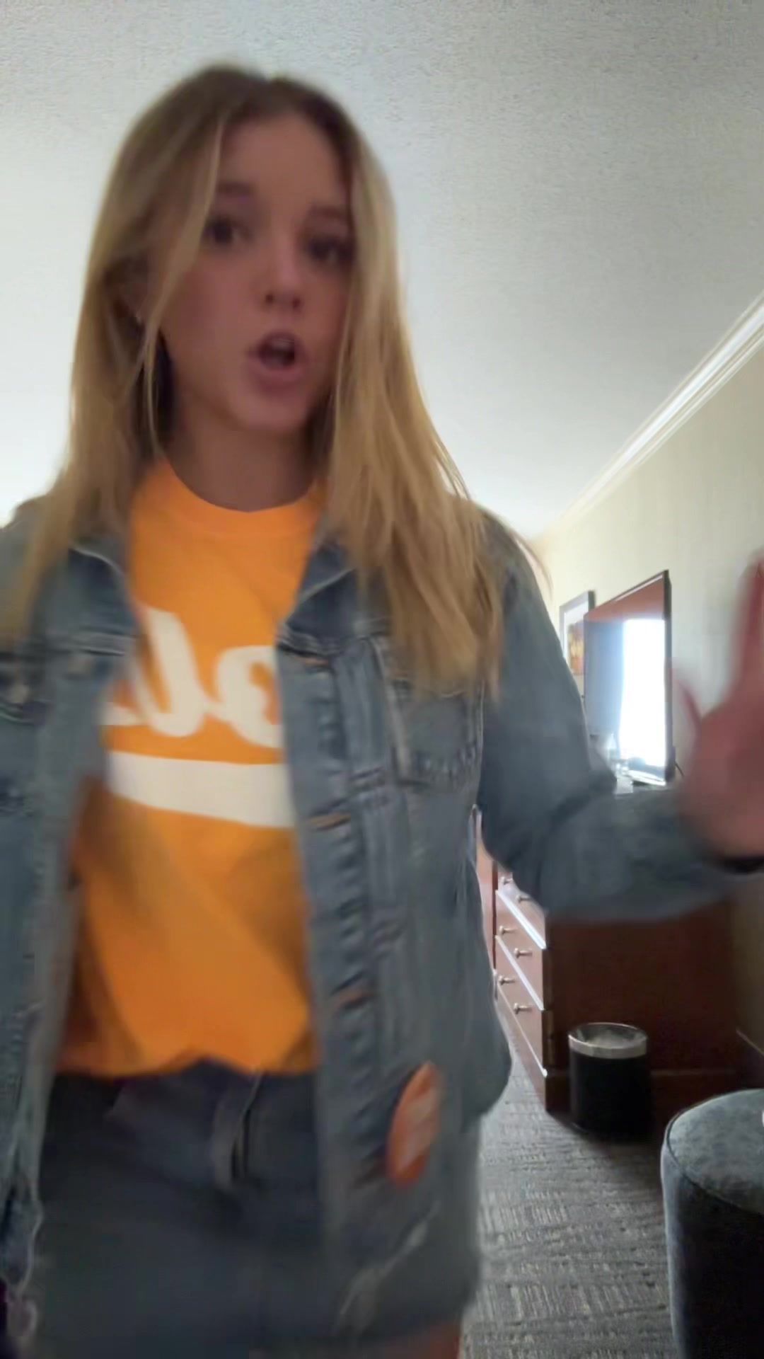 @elyse