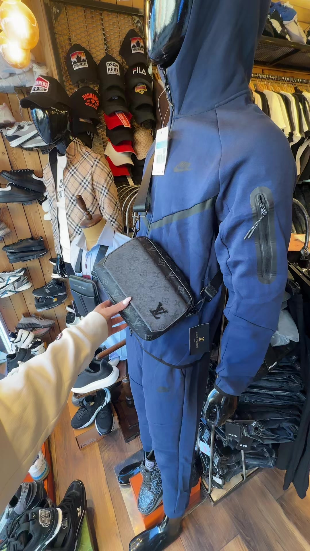 @Ueslibutik