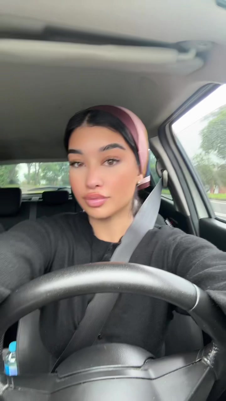 @sabr1n