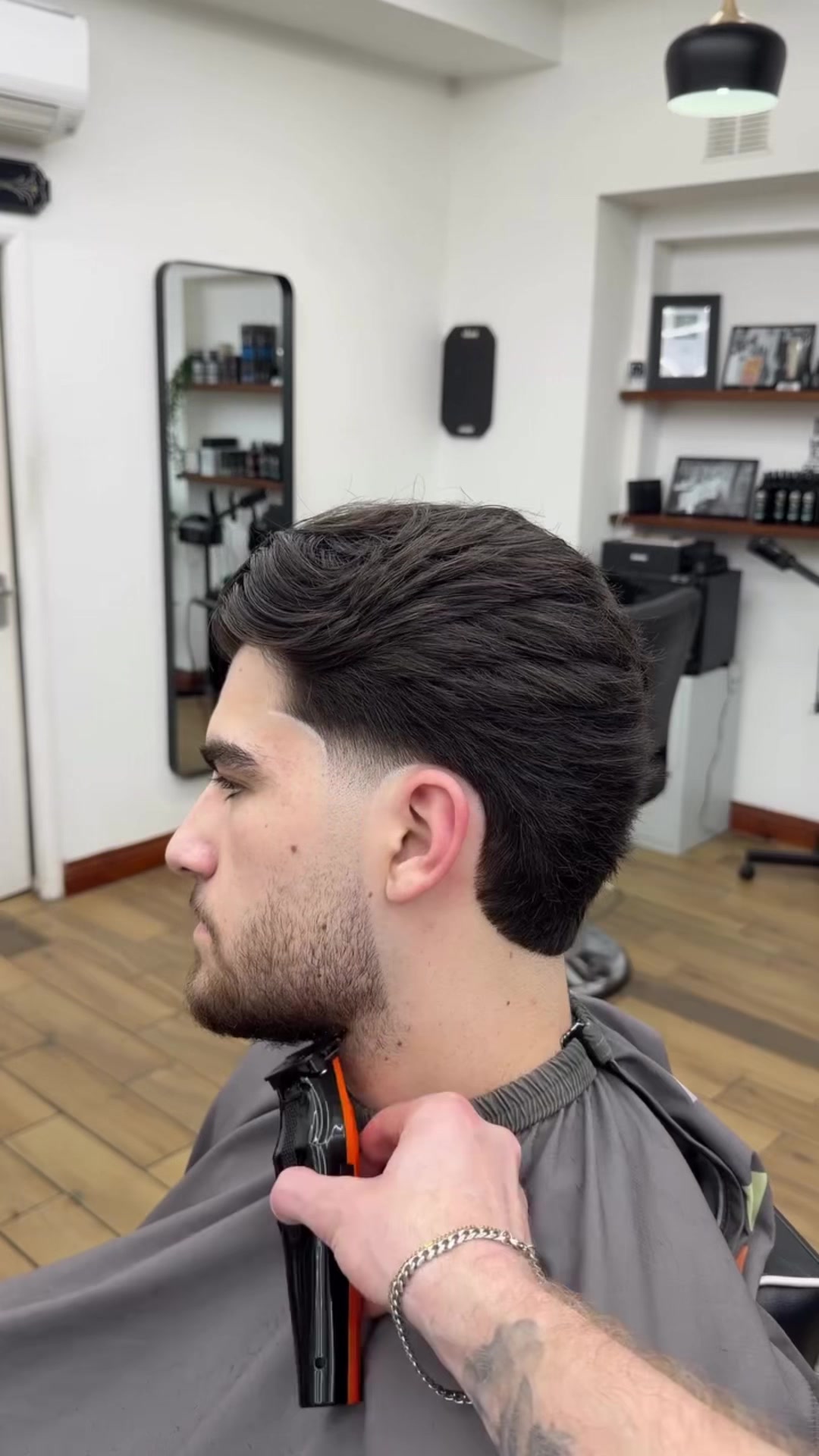 @THE LATIN BARBERS 2