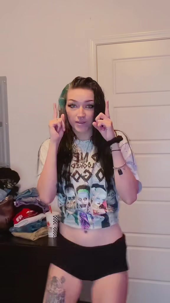 @Its_Queen_reaper