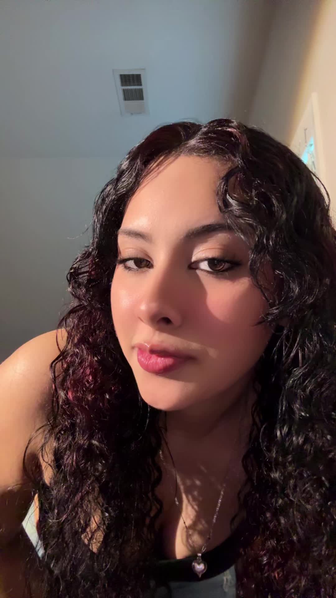 @𝐿𝑒𝓈𝓈🐷🍑