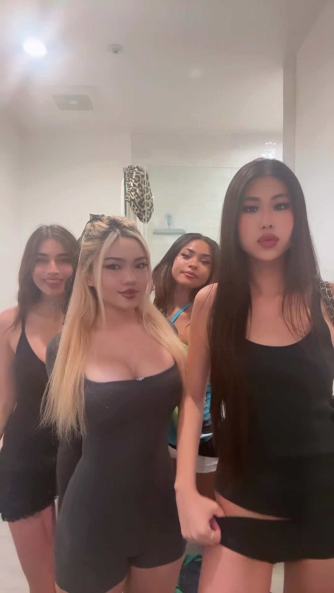 @alicia