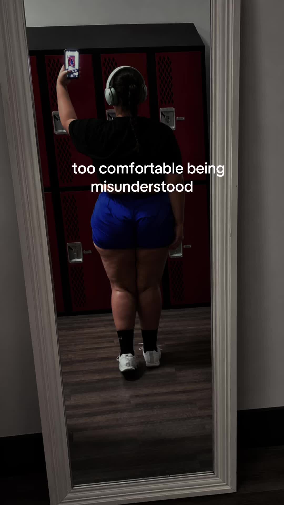 @Melissa Kay ✨🪩🪽🖤✨