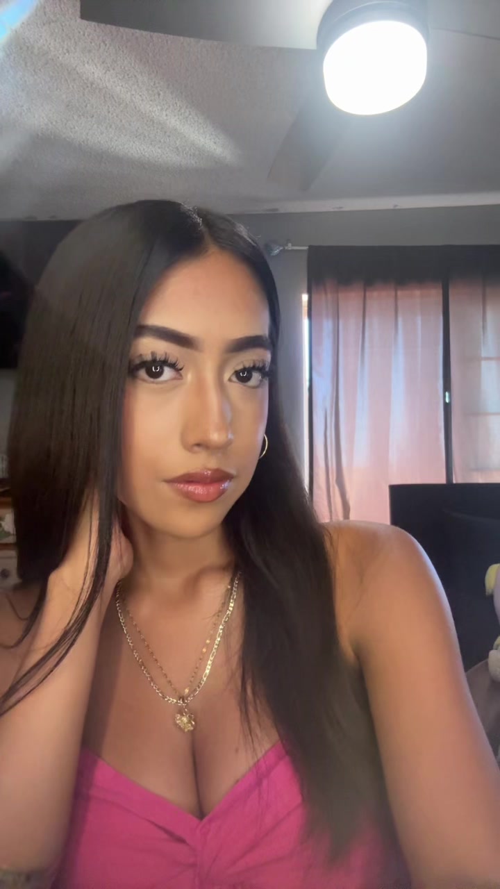 @𝔈𝔪𝔦𝔩𝔶🌺