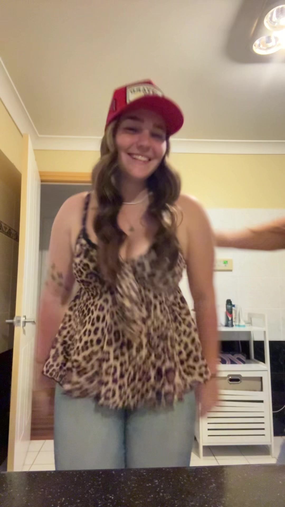 @tara 🪶🎱🪭
