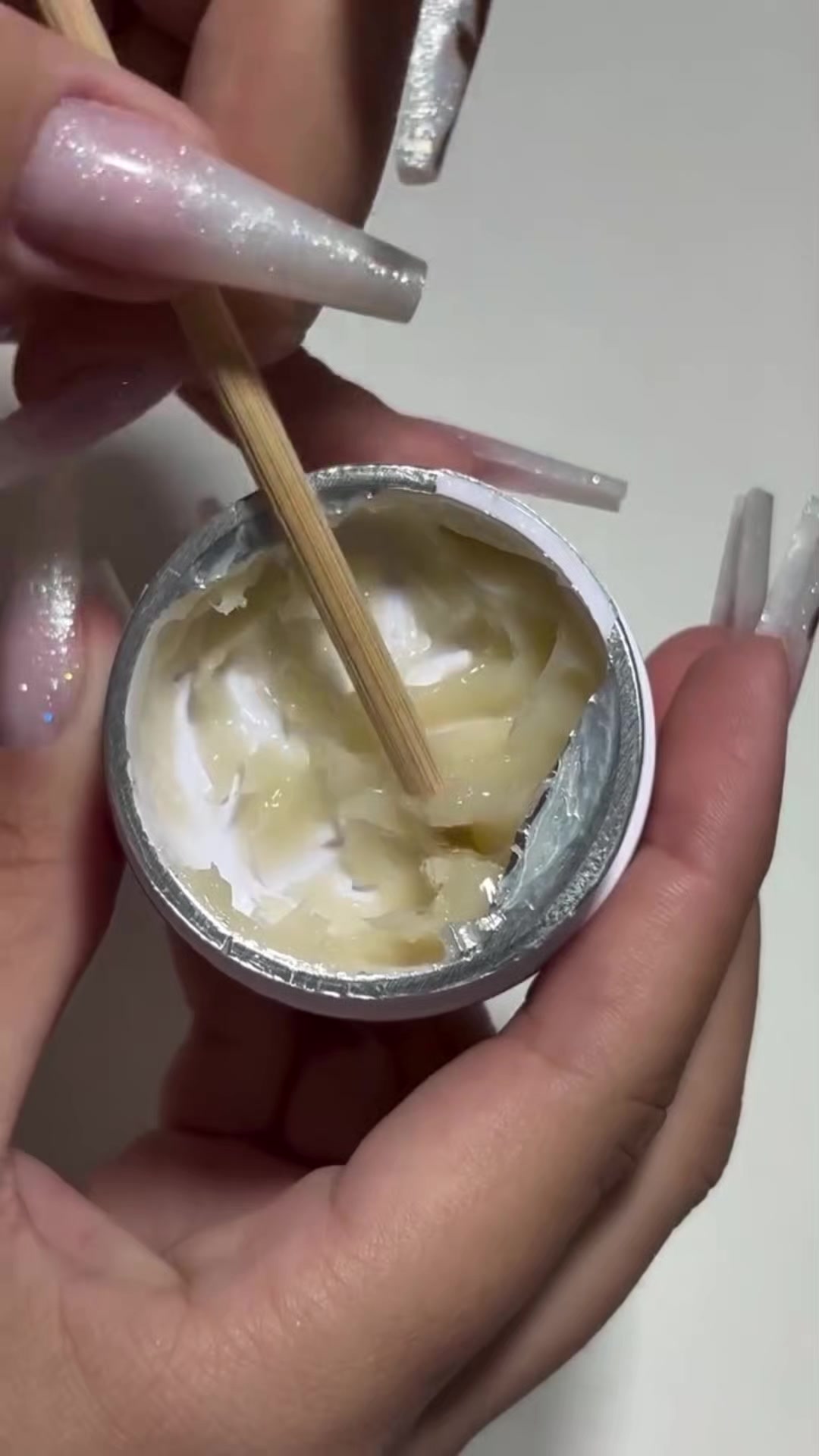 @Clases Gratuitas de U&ntilde;as