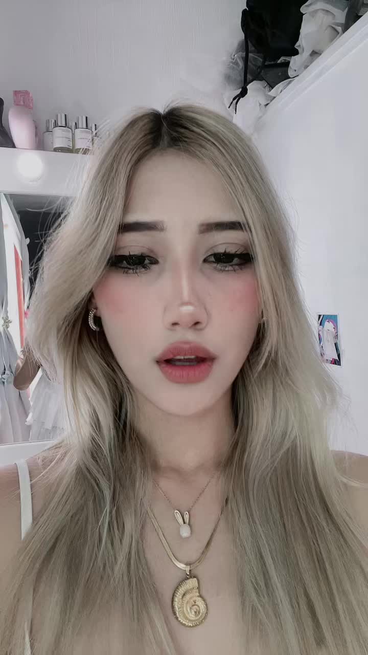 @lelepoxy