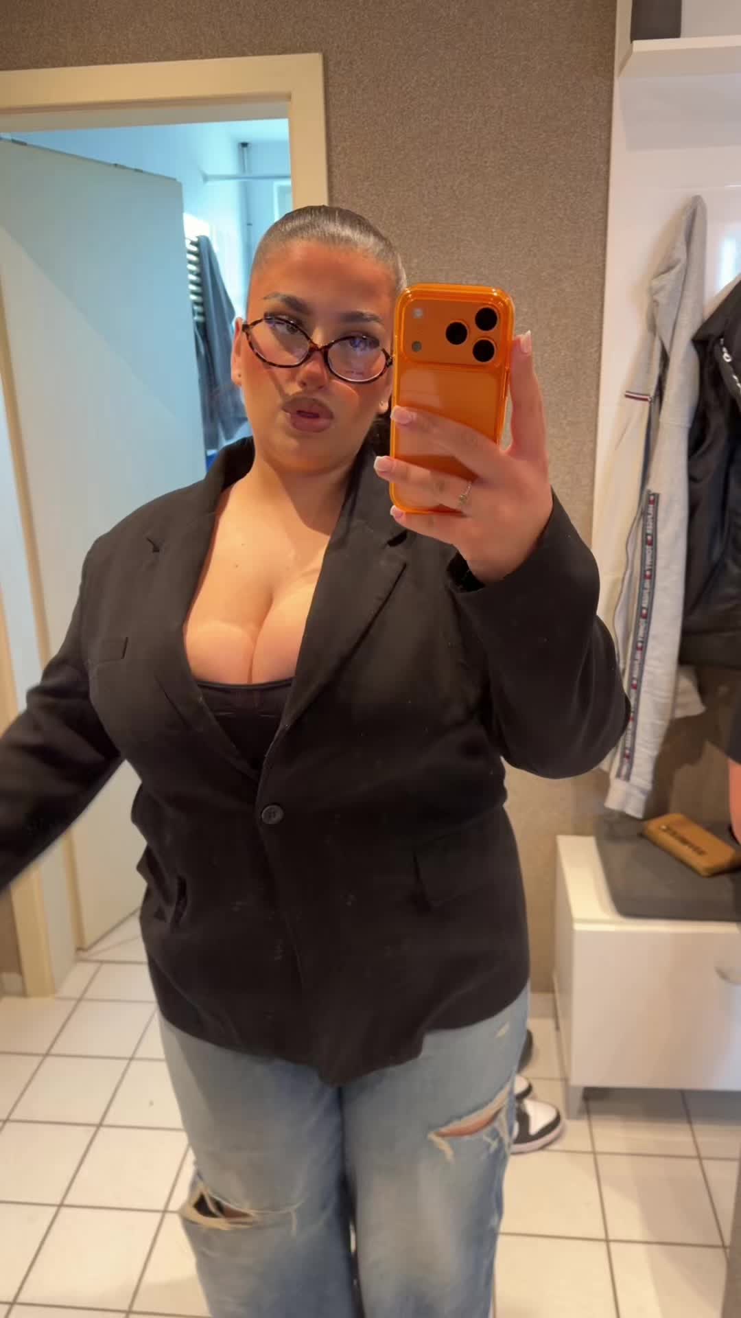 @andjela