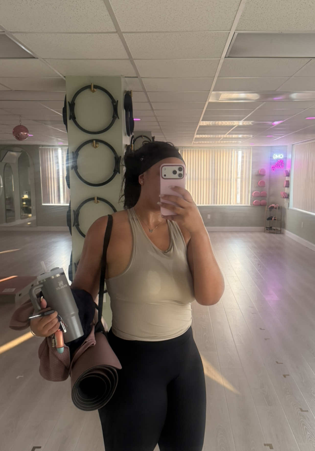 @reesey.