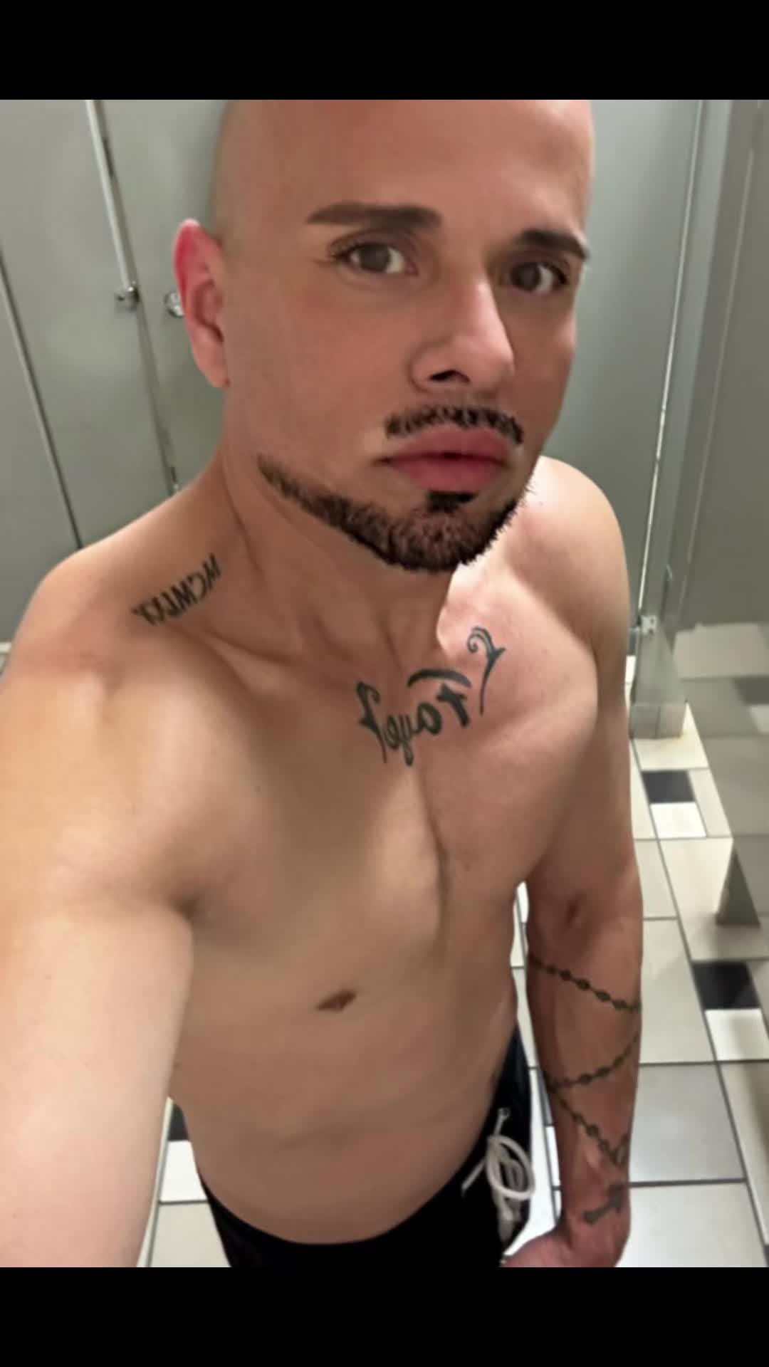 @Fernilicious