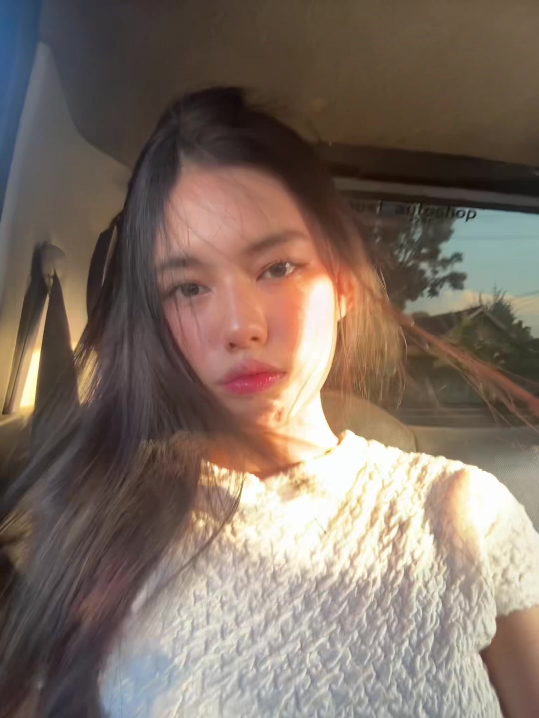 @𝑒