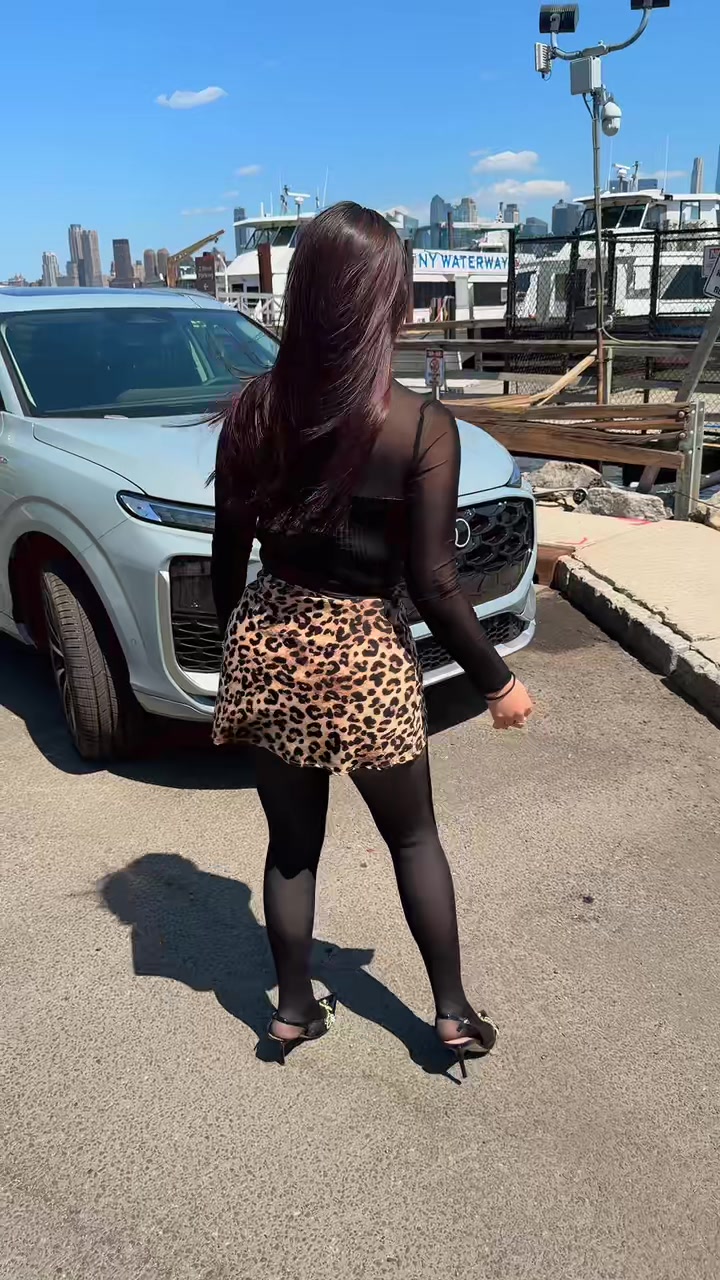 @Valentina