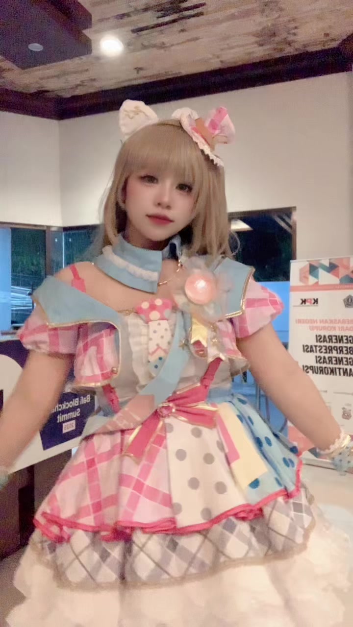 @Zhee_fl