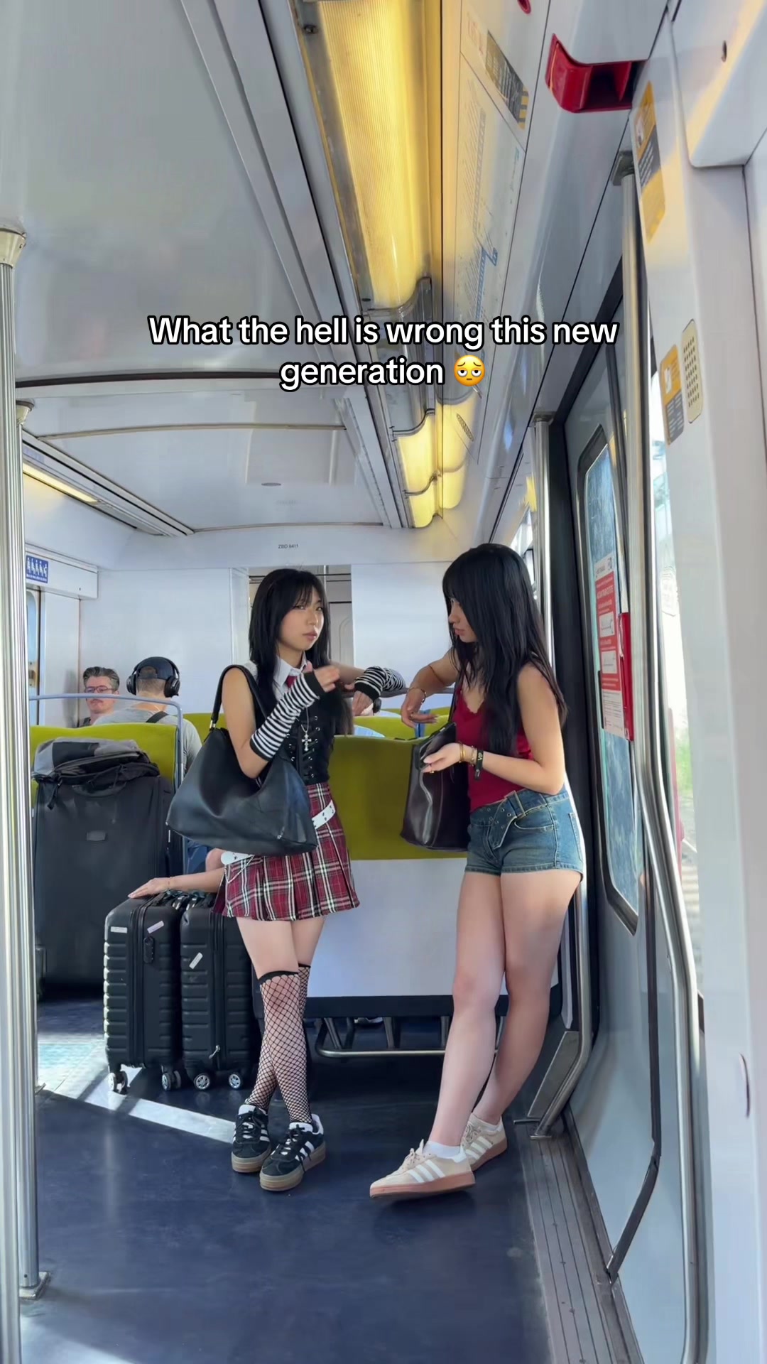 @𝑯𝒂𝒚𝒆𝒐𝒏𝒊