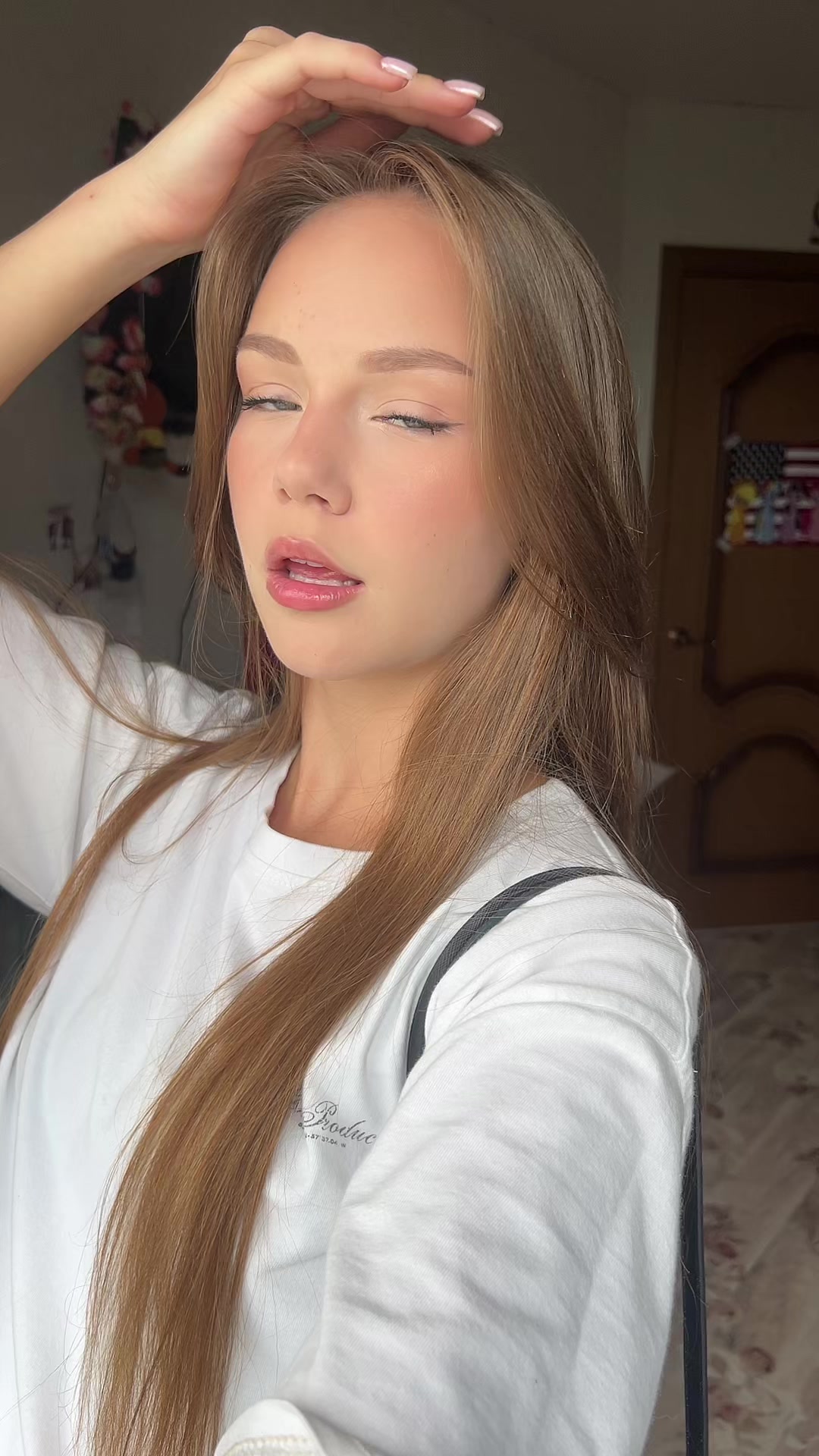 @полина