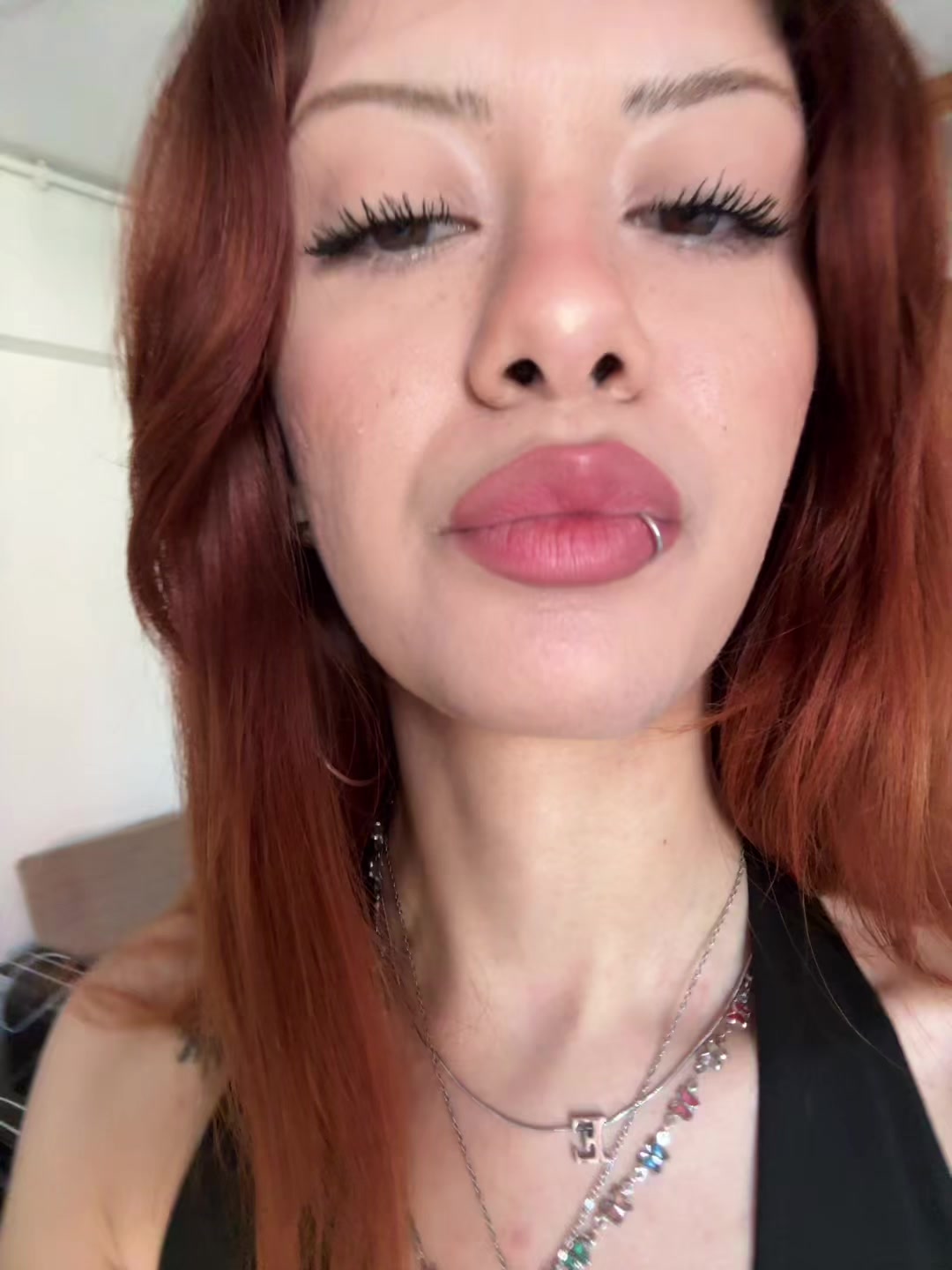 @✭